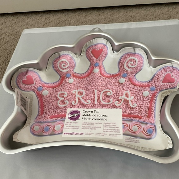 Wilton Kitchen Wilton Cake Crown Pan Poshmark